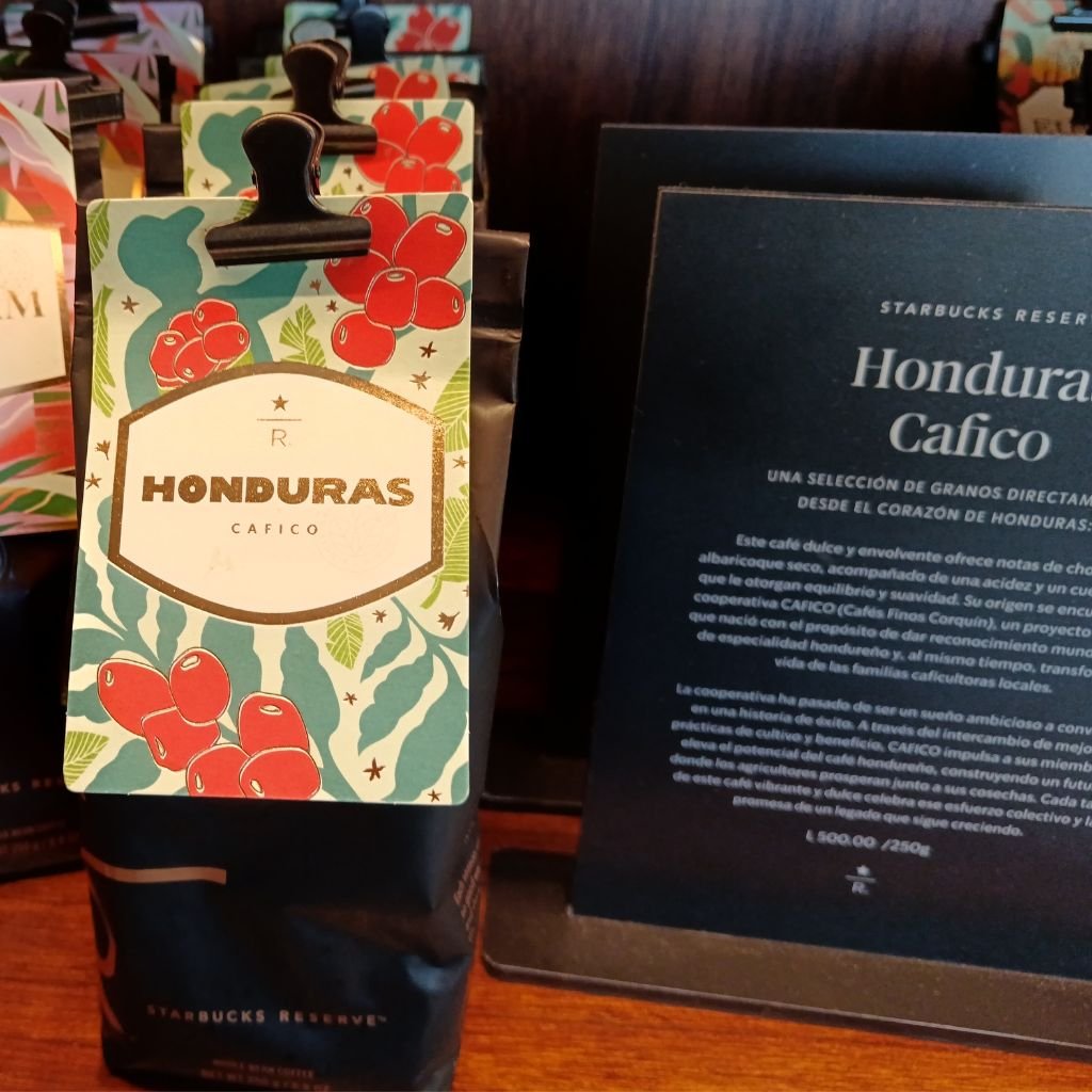 Café en grano entero Cafico de Honduras, producto de Starbucks.