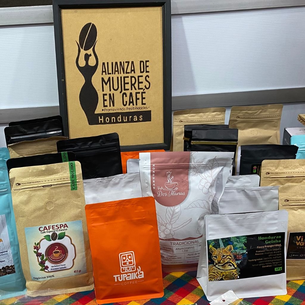 Marcas de café creadas por mujeres de la Alianza, entre ellas, Café Dos Marías de Keyla Rivera.