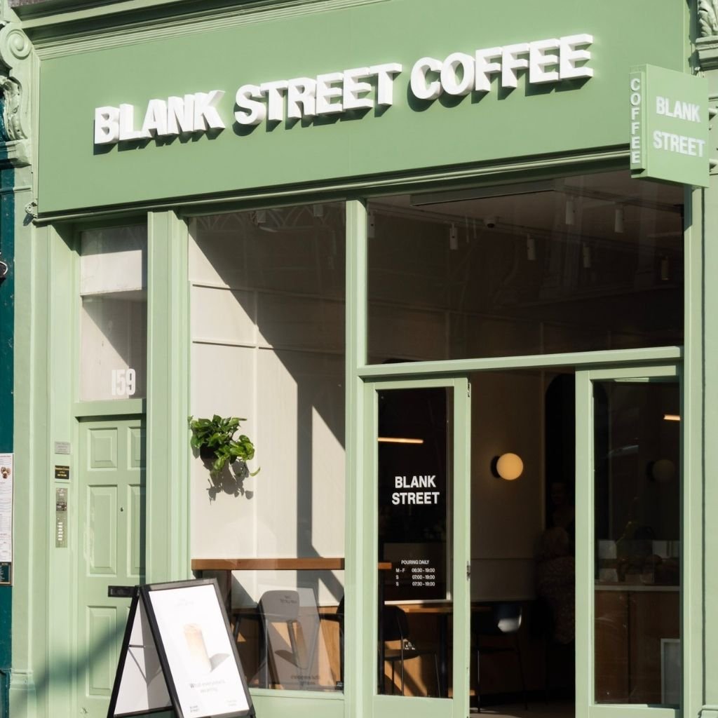 Blank Street cuenta con más de cien cafeterías entre Estados Unidos y Reino Unido.