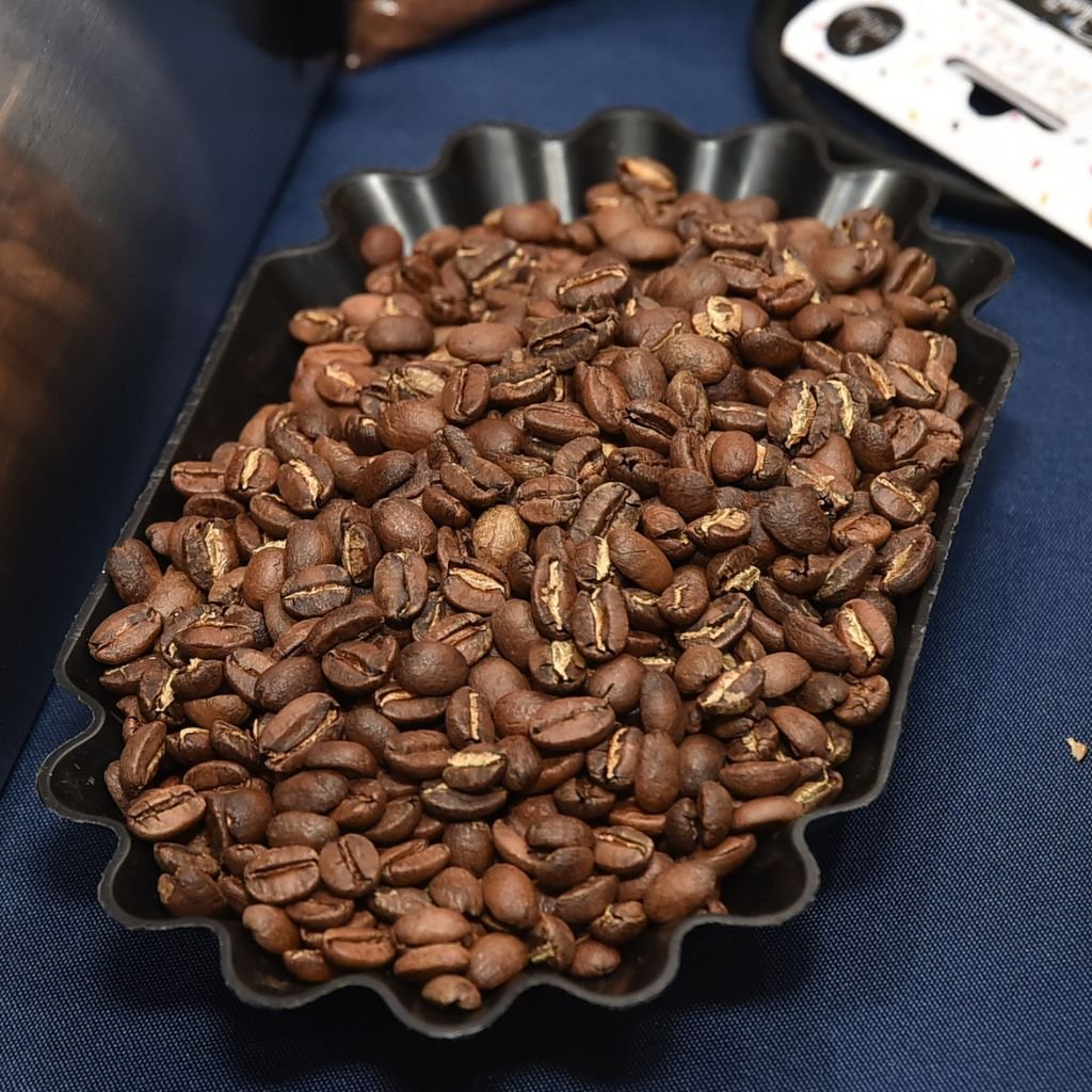 Granos de café arábica de estricta altura de Honduras.