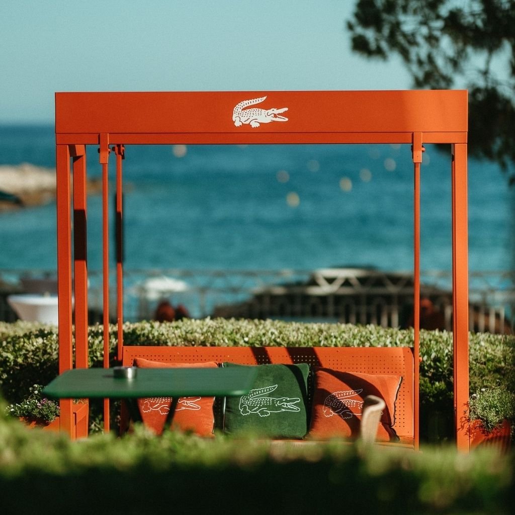 Mónaco: Café Lacoste (pop-up en el hotel Le Méridien Beach Plaza)