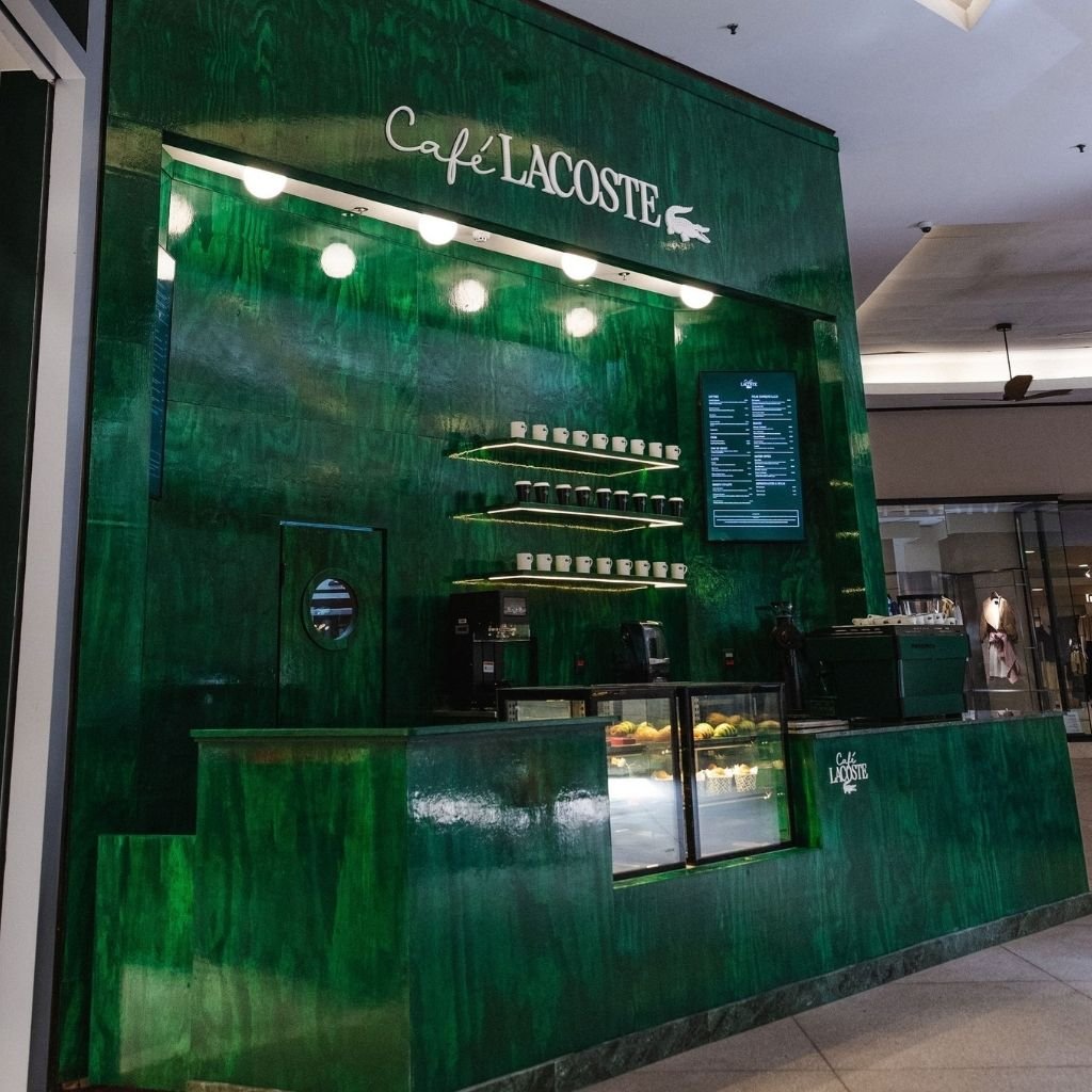 Brasil: Café Lacoste (São Paulo, Shopping Cidade Jardim)