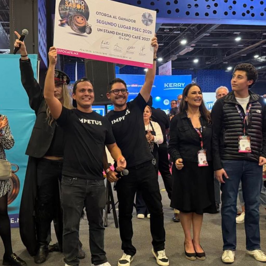 Impetus de Ixhuatlán del Café obtiene el segundo lugar en el Premio Sabor Expo Café y stand de 3X2.